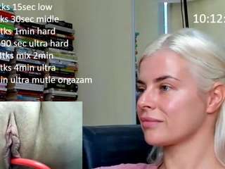 queenofthenighttt live cam preview