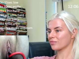 queenofthenighttt live cam preview