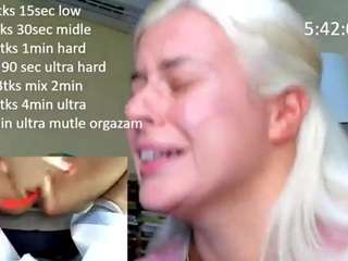 queenofthenighttt live cam preview