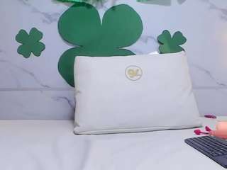 stephany-west live cam profile