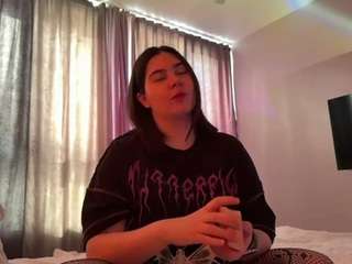 Live webcam model valevaweheart on Soda Cams