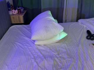 Live webcam model valevaweheart on Soda Cams