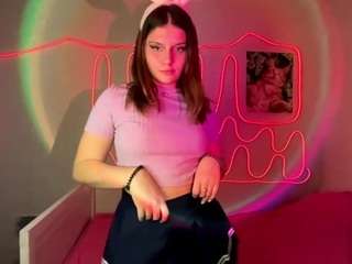 Model ini sedang live sekarang. wendiekanne
