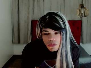 andrea-pop Live Webcam on CamSoda