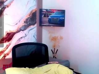 Andrea-Pop live webcam show