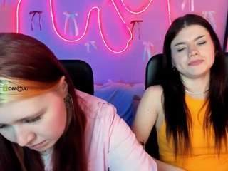 lili-blake live cam profile