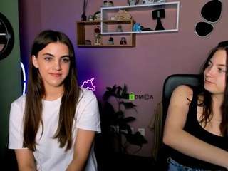 lili-blake's CamSoda show and profile