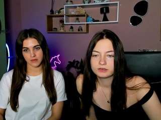 le modèle lili-blake est en webcam porno dans un show sur le site camsoda, il possède les tags suivants: ass,sexy,nature,no smoking,normal,oil,public,pussy,red hair,sex toys,shaved pussy,naked,spank,spanking,squirter,strip,tease,teen 18,wet,white