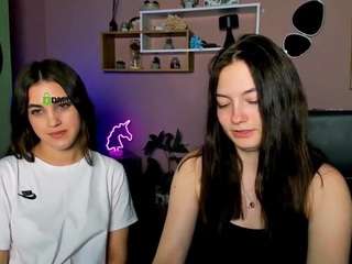 Live webcam model lili-blake on Soda Cams