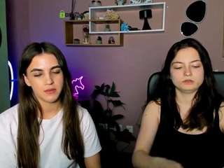 Live webcam model lili-blake on Soda Cams