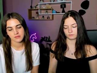 lili-blake live webcam on Soda Cams