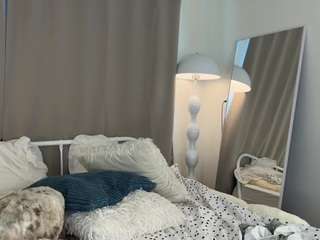 Live webcam model lolaxbambi on Soda Cams