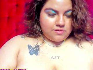 sunnyyhoney Live Webcam on CamSoda