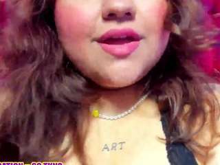 Live webcam model sunnyyhoney on Soda Cams