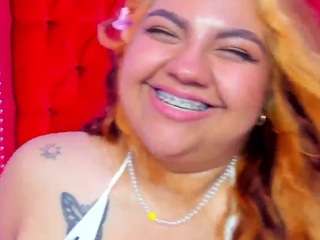SunnyHoney live webcam show