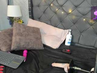 Live webcam model valentinadesire on Soda Cams