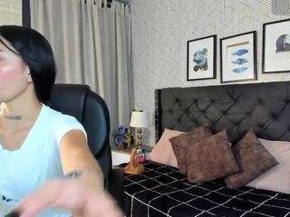 Live webcam model valentinadesire on Soda Cams