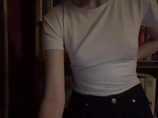 Live webcam model yasminesulyma on Soda Cams