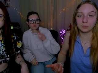 Live webcam model alma-rune on Soda Cams