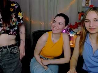 Live webcam model alma-rune on Soda Cams