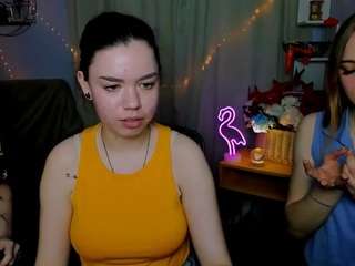 Live webcam model alma-rune on Soda Cams