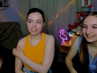 Live webcam model alma-rune on Soda Cams