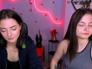 Live webcam model alma-rune on Soda Cams