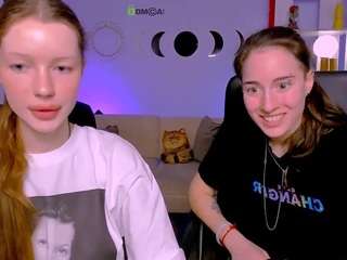 Live webcam model alma-rune on Soda Cams