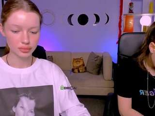 Live webcam model alma-rune on Soda Cams