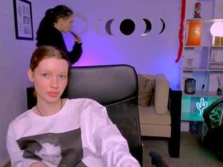 alma-rune live cam profile