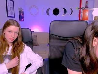 alma-rune live cam profile