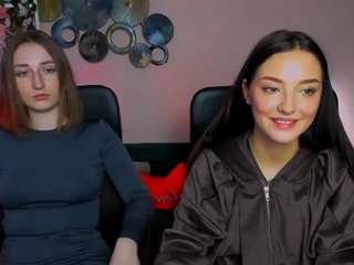 Live webcam model alma-rune on Soda Cams