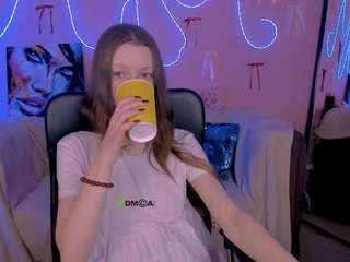 alma-rune live cam profile