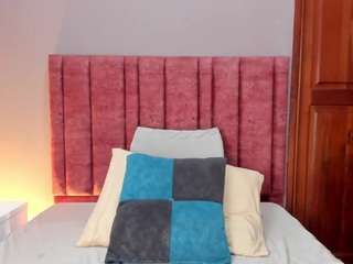 AriadnnaHolt live cam — ahegao, ass, young adult
