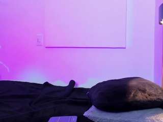 Live webcam model bellaromano on Soda Cams