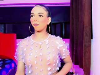 britany-montiel webcam