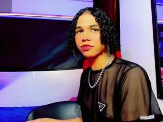 britany-montiel Sex Cam Show