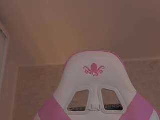 chloe-vibe