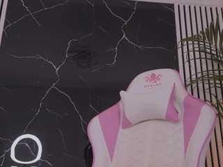 Chloe-Vibe live webcam show