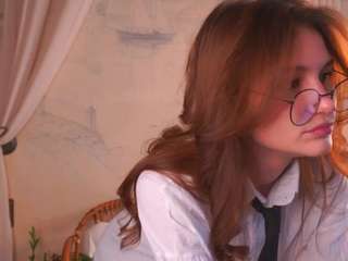 Live webcam model estellamunno on Soda Cams