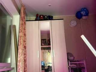 le modèle fairyjanski est en webcam porno dans un show sur le site camsoda, il possède les tags suivants: ahegao,sexy,natural,nature,no drinking,no smoking,nude,pov,role play,sexting,skinny,amateur,spank,spanking,strip,striptease,tattoos,tease,teen 18,twerk