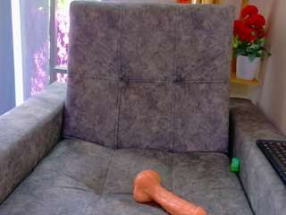 Live webcam model miiac on Soda Cams