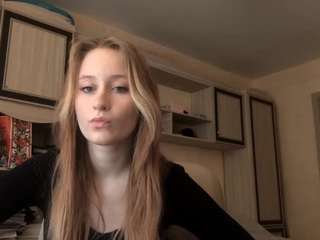 Live webcam model monetbora on Soda Cams