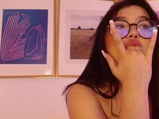 Live webcam model aria-rouse on Soda Cams