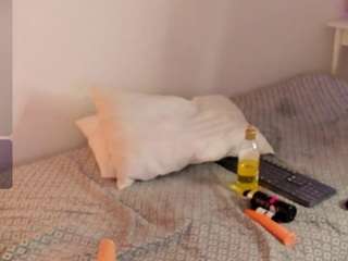 aria-rouse Live Webcam on CamSoda