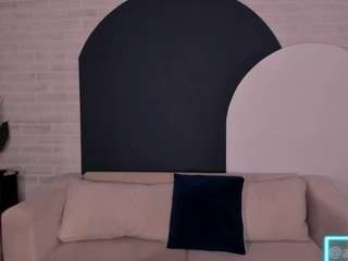 No.24 on Top Cam Girls Making a Comeback Today — ArianaNova — 2026-06-07 23:09 UTC