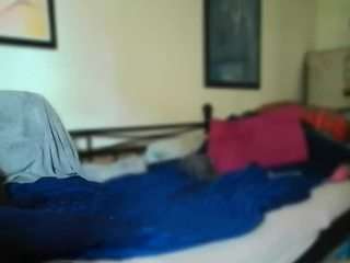 guyst049 webcam model