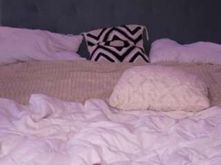 lisanbrown's CamSoda show and profile