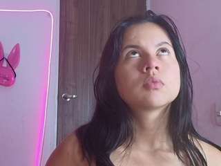 mady-gh live cam — ahegao, black hair, brown eyes