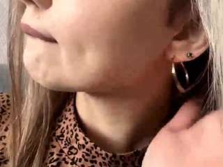 mechellewensman webcam